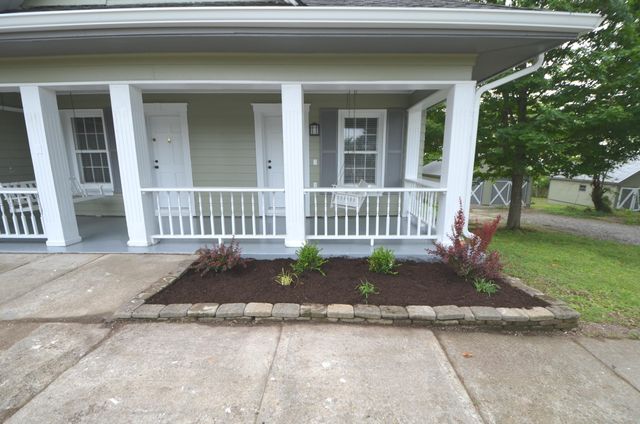 4162 Louisville Road, Salvisa, KY 40372