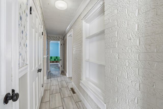 4162 Louisville Road, Salvisa, KY 40372