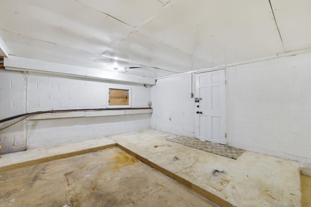 4162 Louisville Road, Salvisa, KY 40372