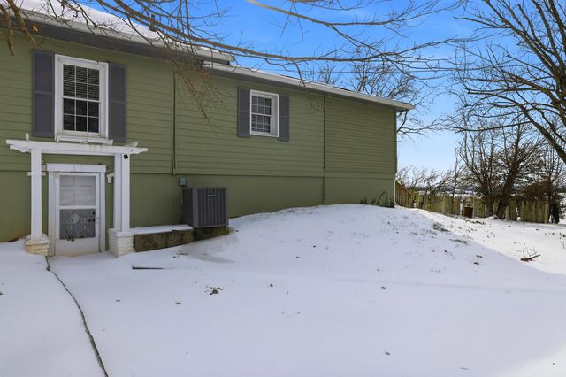 4162 Louisville Road, Salvisa, KY 40372