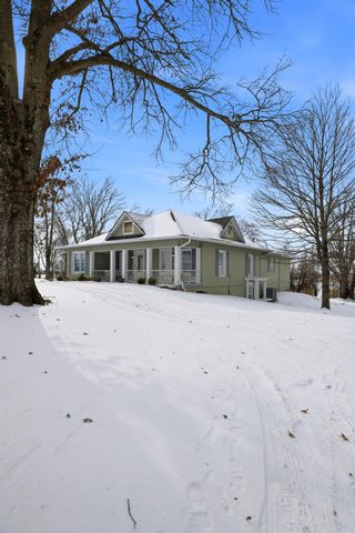 4162 Louisville Road, Salvisa, KY 40372