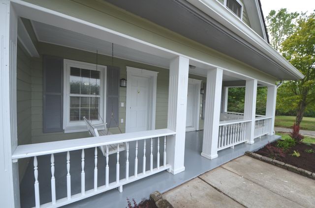 4162 Louisville Road, Salvisa, KY 40372