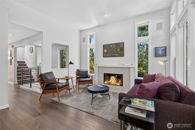2518 E Roy Street, Seattle, WA 98112