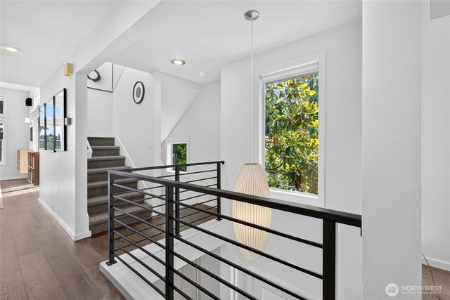 2518 E Roy Street, Seattle, WA 98112