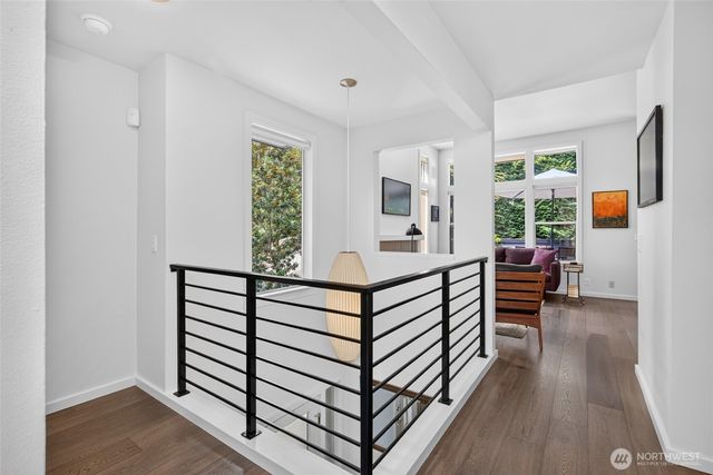 2518 E Roy Street, Seattle, WA 98112