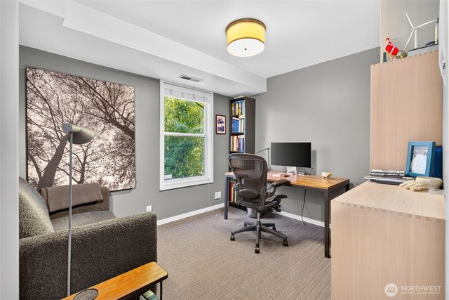 2518 E Roy Street, Seattle, WA 98112