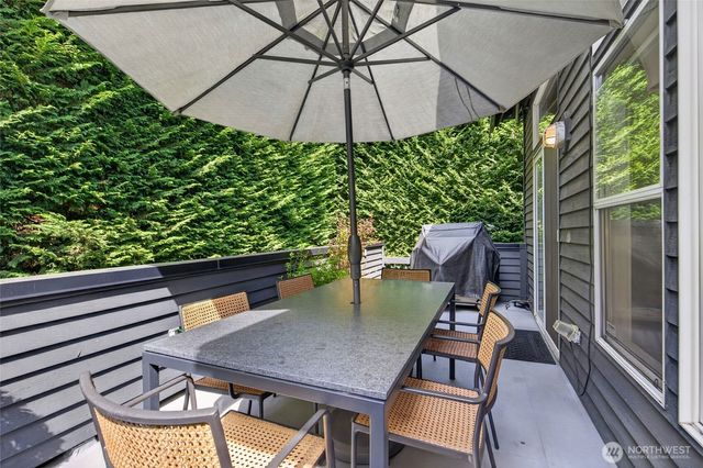 2518 E Roy Street, Seattle, WA 98112