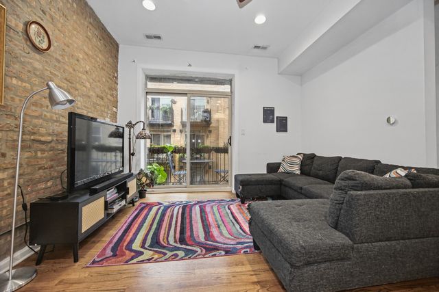 1641 W Farwell Avenue 2N, Chicago, IL 60626