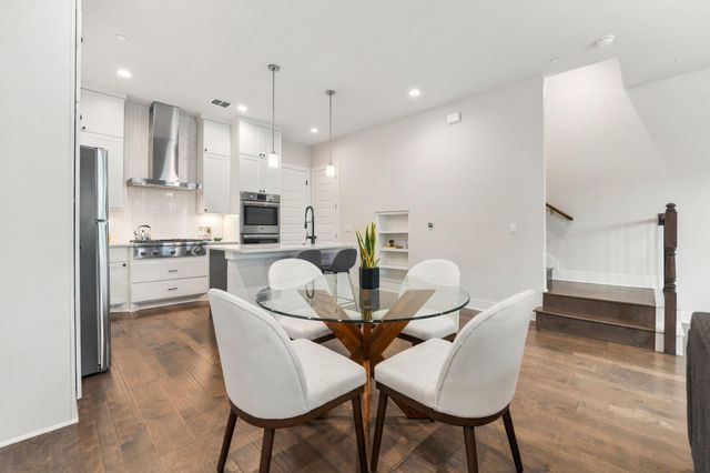 4405 Grotto DR, Austin, TX 78731