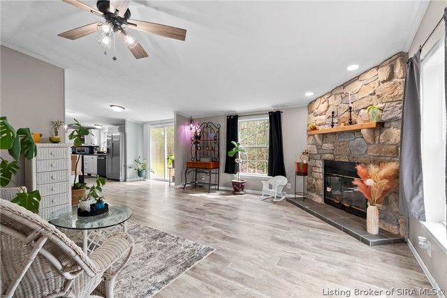 829 Greenrow Drive, Lanesville, IN 47136
