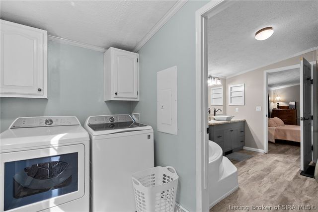 829 Greenrow Drive, Lanesville, IN 47136