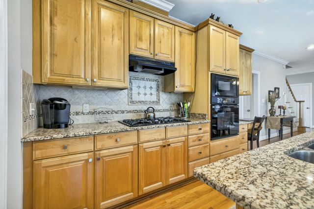 3024 Whitehart Lane, Raleigh, NC 27606