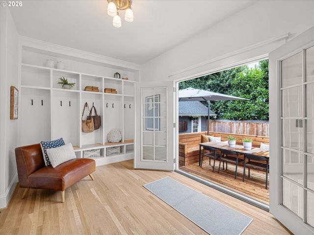 2607 Ne 14TH Ave, Portland, OR 97212