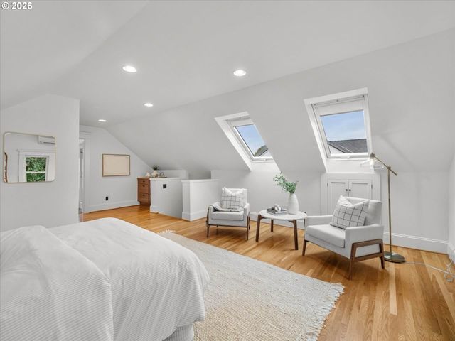 2607 Ne 14TH Ave, Portland, OR 97212