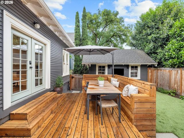 2607 Ne 14TH Ave, Portland, OR 97212