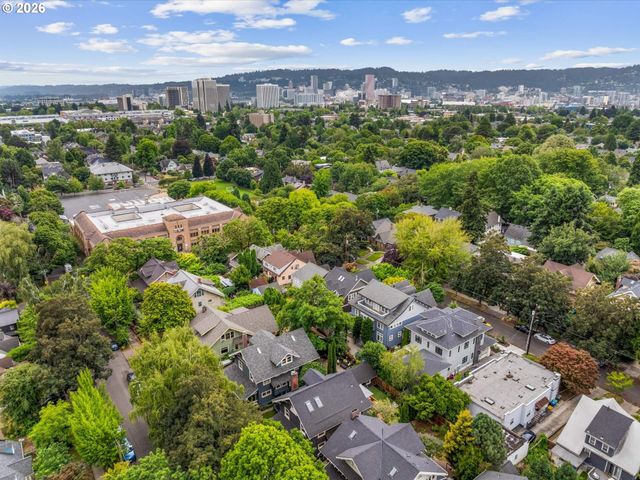 2607 Ne 14TH Ave, Portland, OR 97212