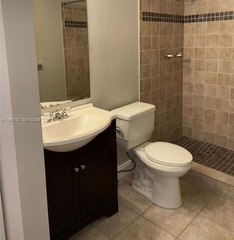 4113 NW 88th Ave 203, Coral Springs, FL 33065