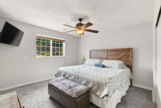 460 W Bridle LN, Post Falls, ID 83854