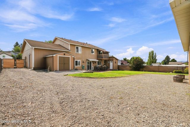 460 W Bridle LN, Post Falls, ID 83854