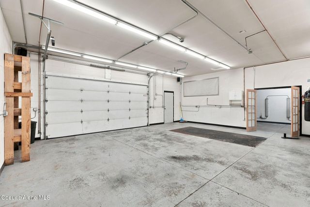 460 W Bridle LN, Post Falls, ID 83854