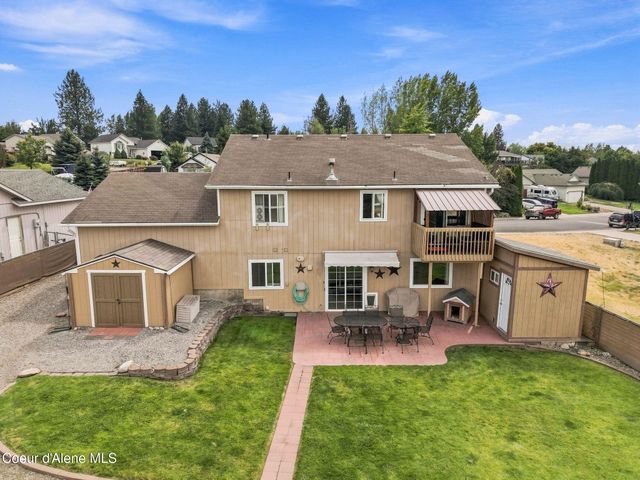 460 W Bridle LN, Post Falls, ID 83854