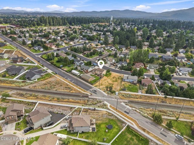 460 W Bridle LN, Post Falls, ID 83854