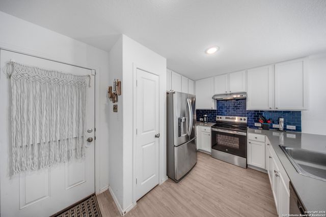 7120 Yellow Sapphire, San Antonio, TX 78263