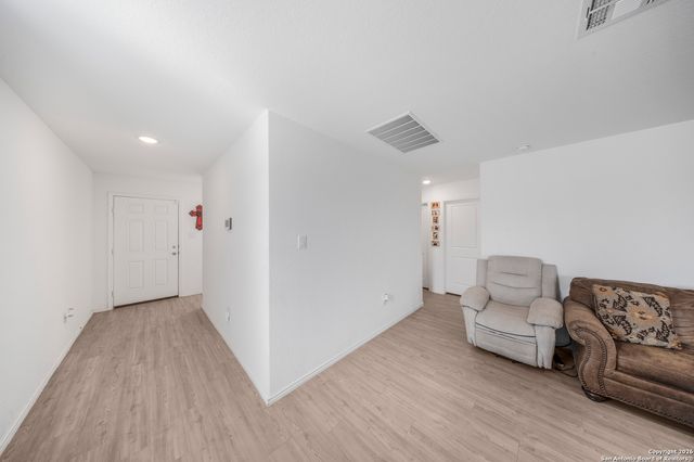 7120 Yellow Sapphire, San Antonio, TX 78263