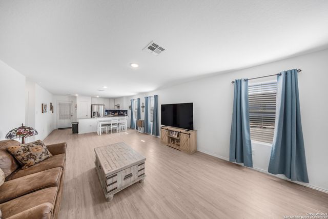 7120 Yellow Sapphire, San Antonio, TX 78263