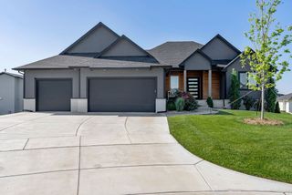 268 S Wellcrest Ct, Wichita, KS 67052