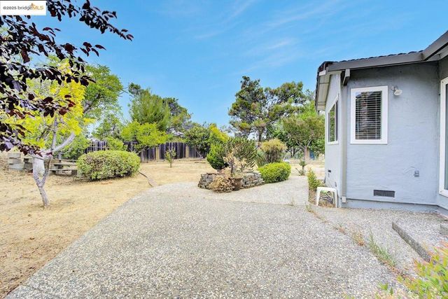 155 Ken Ct, Vallejo, CA 94591
