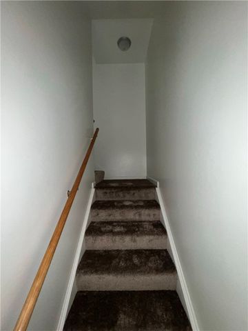 809 3rd St, Clairton, PA 15025