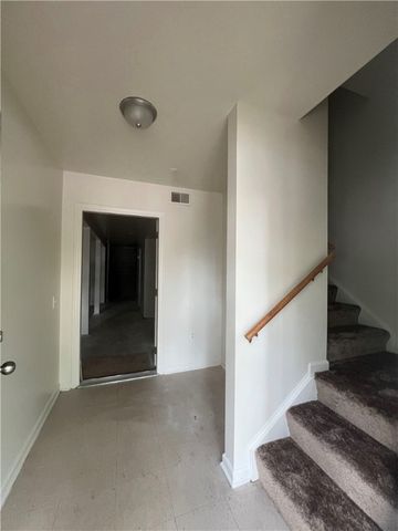 809 3rd St, Clairton, PA 15025