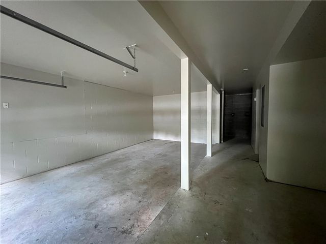 809 3rd St, Clairton, PA 15025