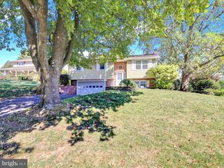 4001 CIRCLE AVE, Reading, PA 19606