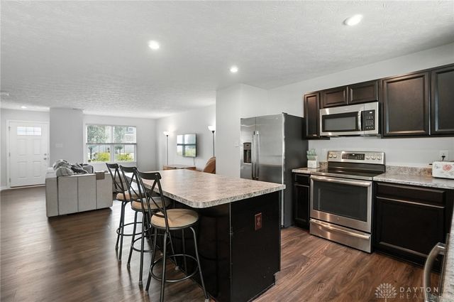 2692 Kingman Drive, Xenia, OH 45385