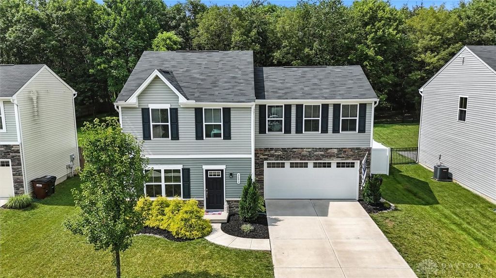 2692 Kingman Drive, Xenia, OH 45385