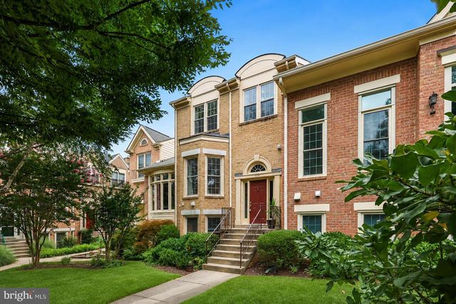 2243 KINGS GARDEN WAY, Falls Church, VA 22043