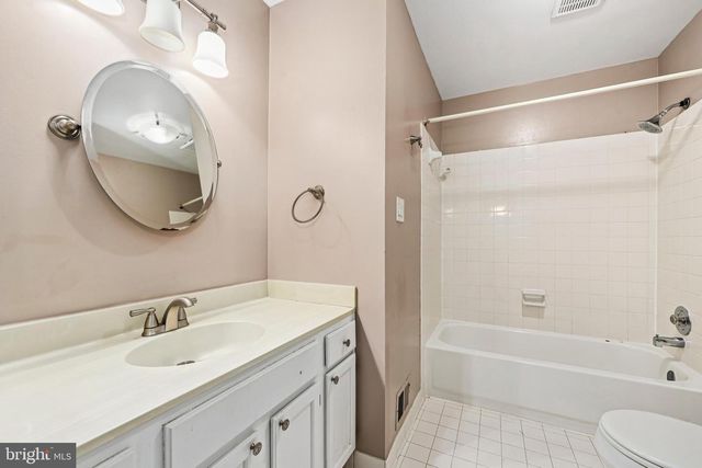 2243 KINGS GARDEN WAY, Falls Church, VA 22043