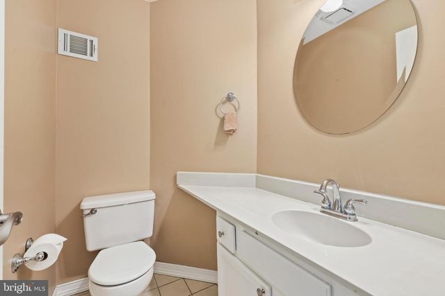 2243 KINGS GARDEN WAY, Falls Church, VA 22043