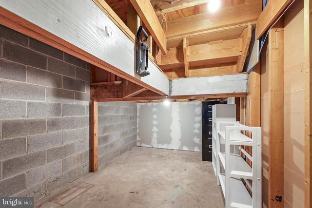 2243 KINGS GARDEN WAY, Falls Church, VA 22043