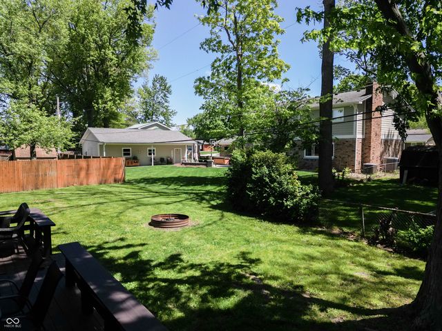 529 Lawndale Drive, Plainfield, IN 46168