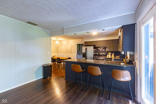 529 Lawndale Drive, Plainfield, IN 46168