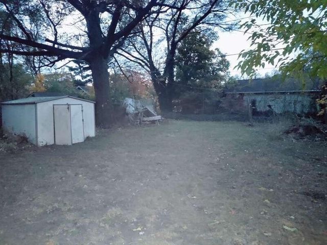 2425 Wood Street, Muskegon Heights, MI 49444