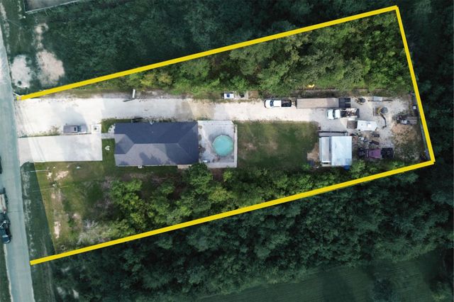 143 County Road 5134, Cleveland, TX 77327