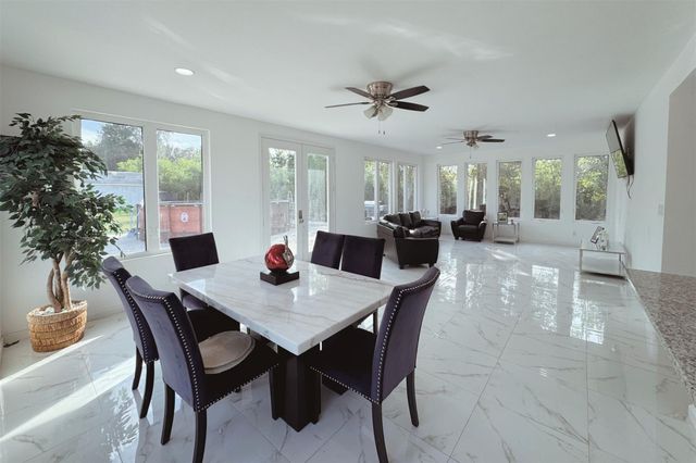 143 County Road 5134, Cleveland, TX 77327