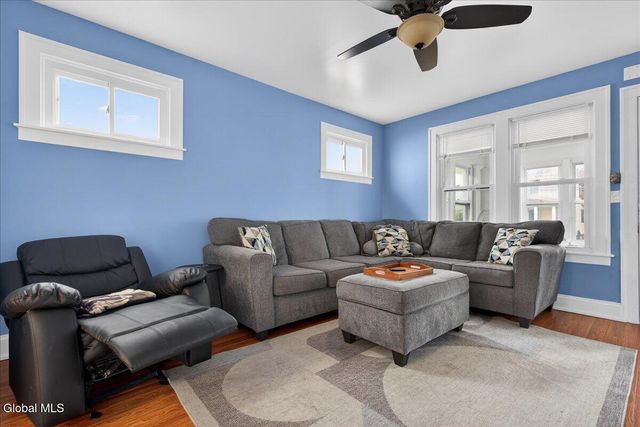 36 Frost Place, Albany, NY 12205