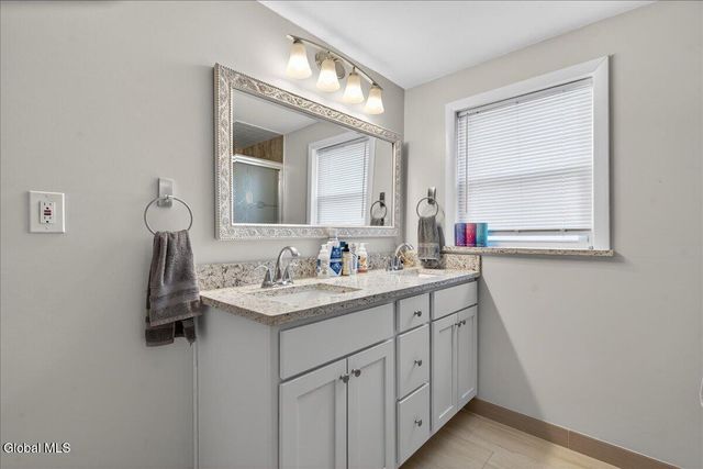 36 Frost Place, Albany, NY 12205