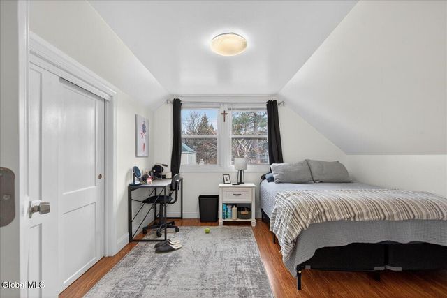 36 Frost Place, Albany, NY 12205