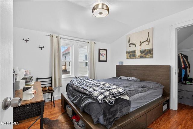 36 Frost Place, Albany, NY 12205